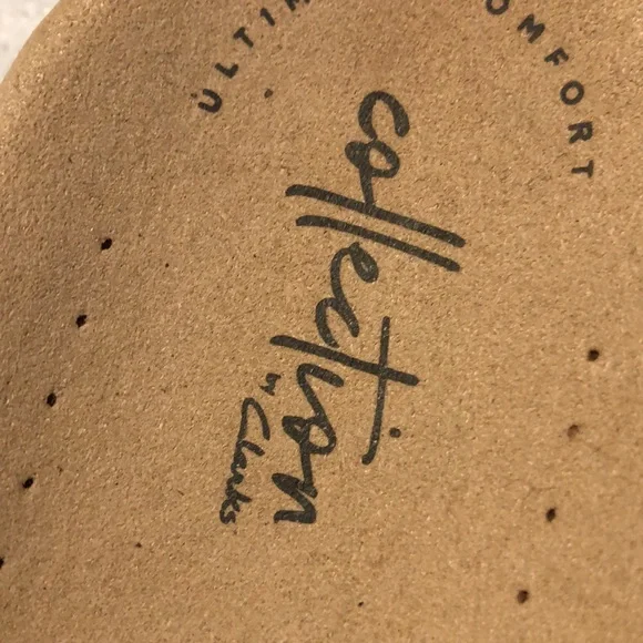 Clark’s Women Sandals . - Picture 2 of 6